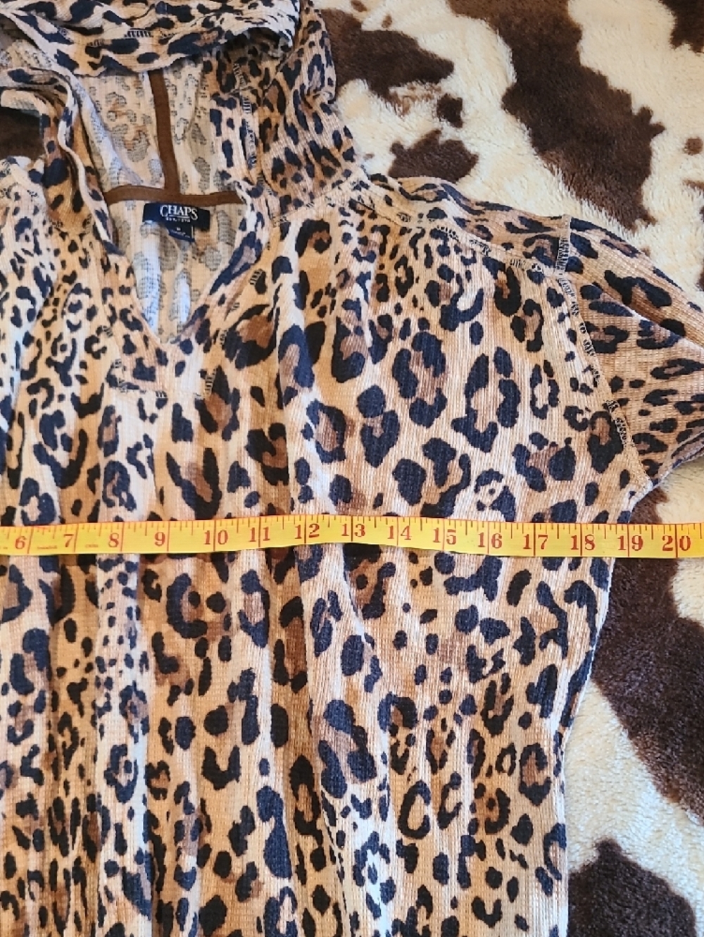 Chaps Leopard Print Hooded Top in Tan and Black - Picture 4 of 5